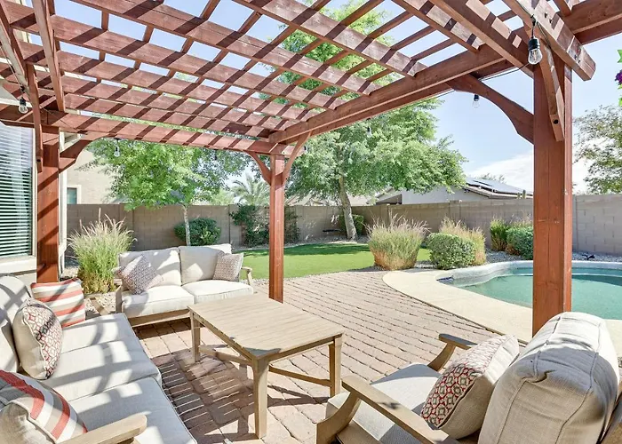 Shop, Golf & Hike: Group Getaway W/ Pool! * Surprise